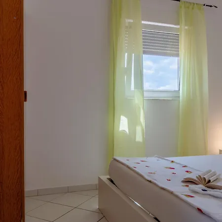 Apartment Ivancevic Vir